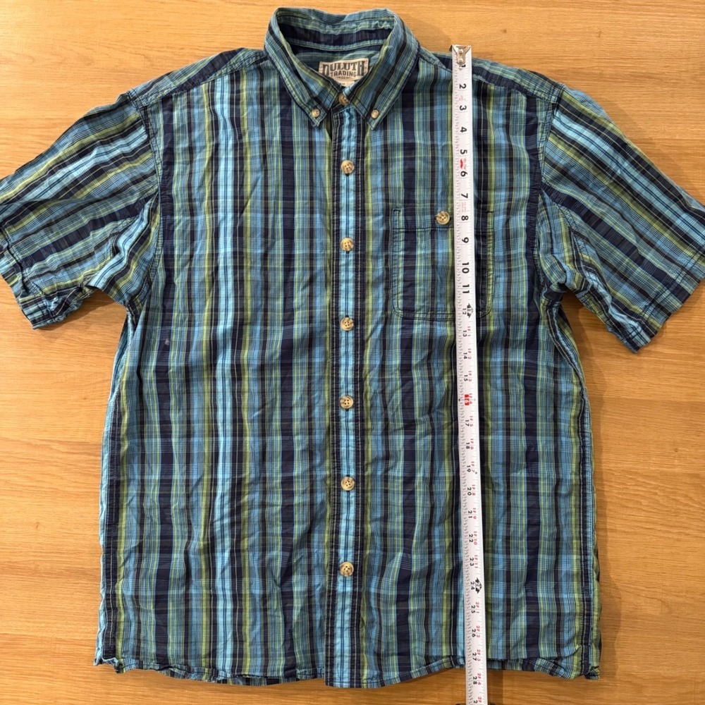 Duluth Trading Co Mens Plaid Short Sleeve Button Down Shirt Blue Green Size M - Picture 3 of 6